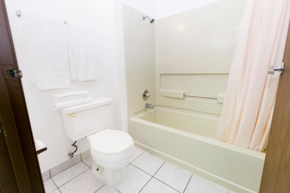 Queen Room - Disability Access